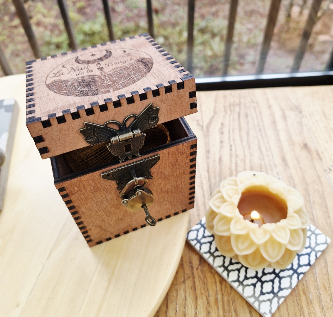 Coffret Cadeau de la Nuit de la Bougie – Image 3